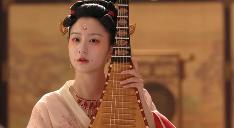 花朝秋月夜，人们对美好的东西总是缺乏抵抗力的