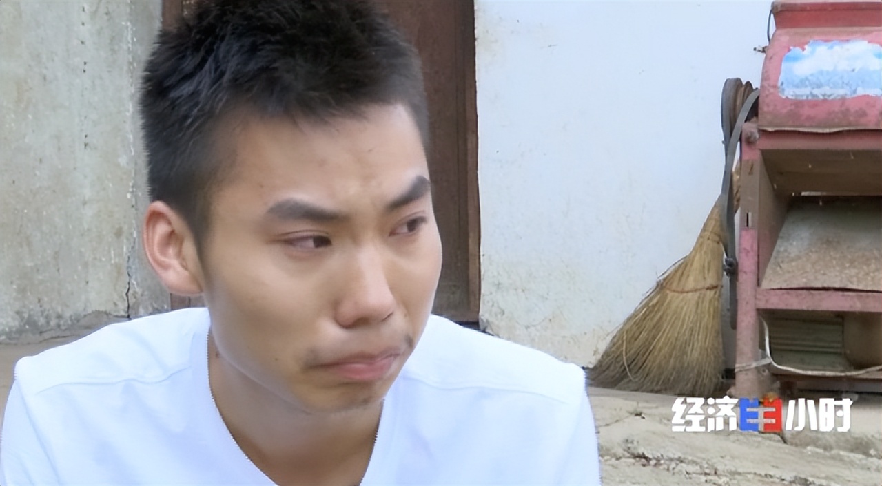 “寒门学霸”杨晓庆：700多分考入清华！用行动诠释苦难的意义