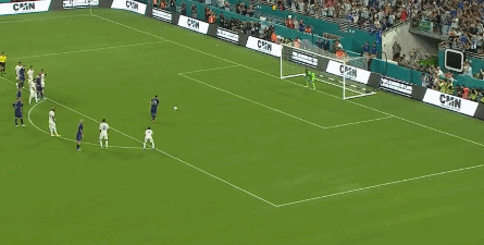 梅西起孖劲风骚（梅西双响1策动！1镜头最风骚，非上帝视野妙传，也非艺术吊门）