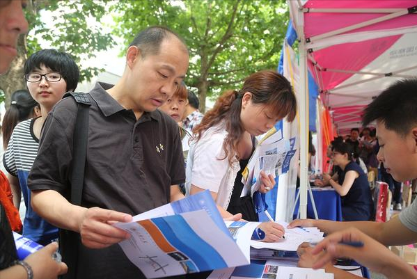 广西3所大学已被全面点名曝光，毕业证一文不值，家长报考要谨慎