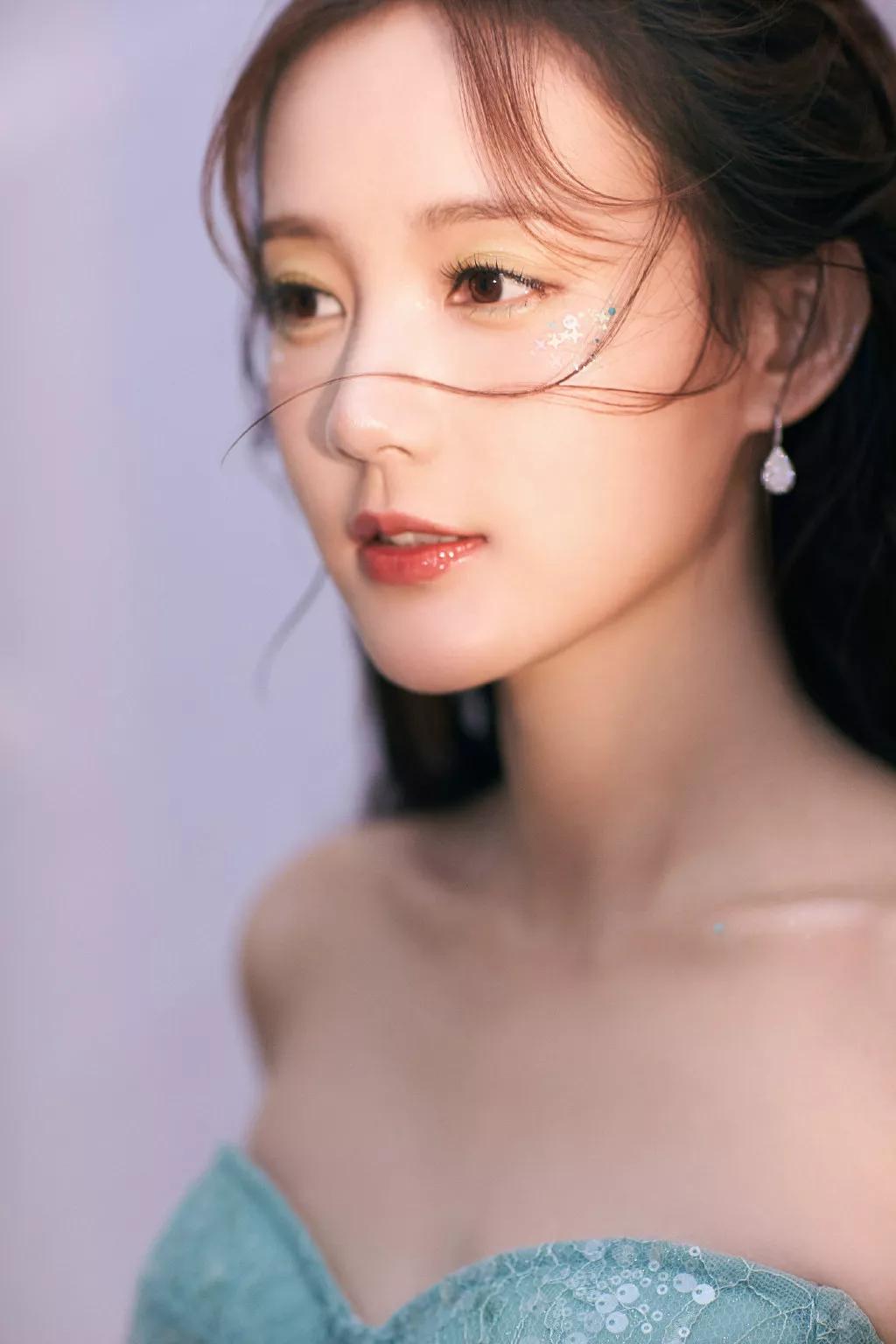 请欣赏20位女明星的唯美高清美图