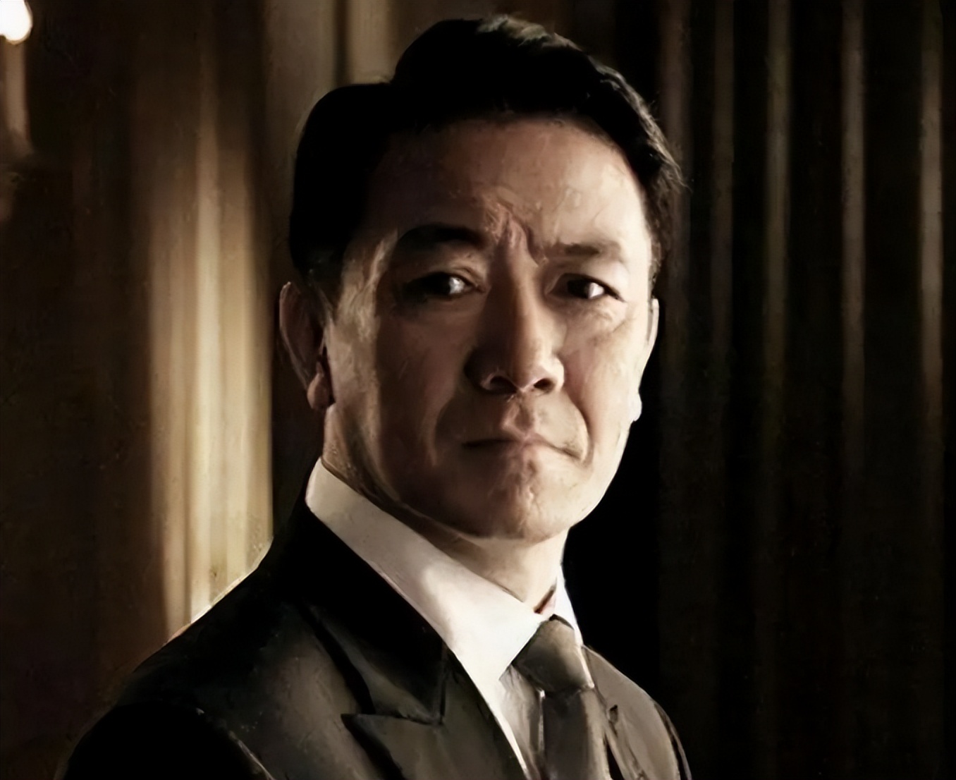 冯小刚遭人陷害，蔡国庆立过3次三等功，军旅男星为何如此优秀？