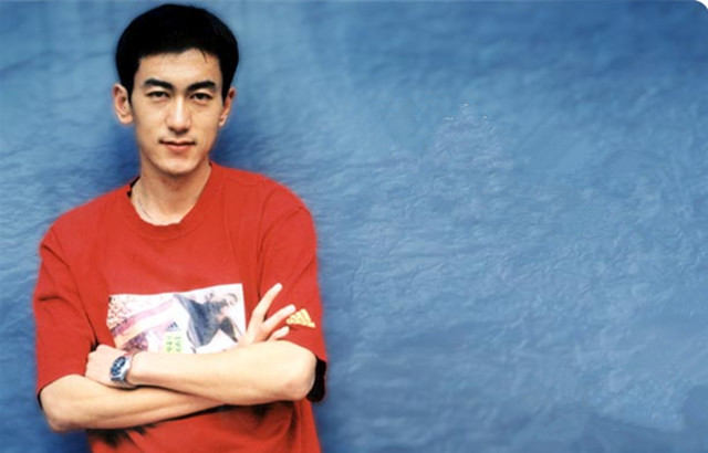 央视“名嘴夫妻”：鲁健与郑天亮分居的苦乐年华，风光背后有心酸