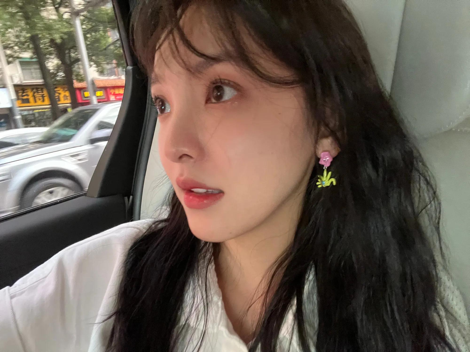 章若楠最新自拍照好漂亮