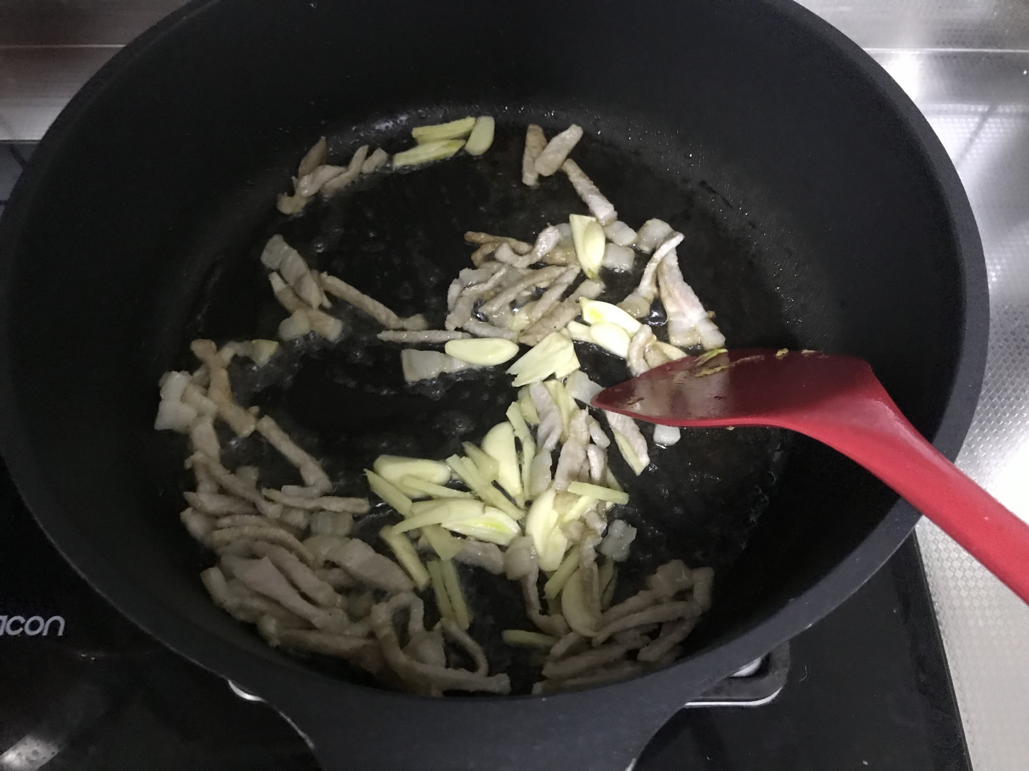 图片[7]-【酸菜炒肉丝】做法步骤图 开胃健食促消化-起舞食谱网
