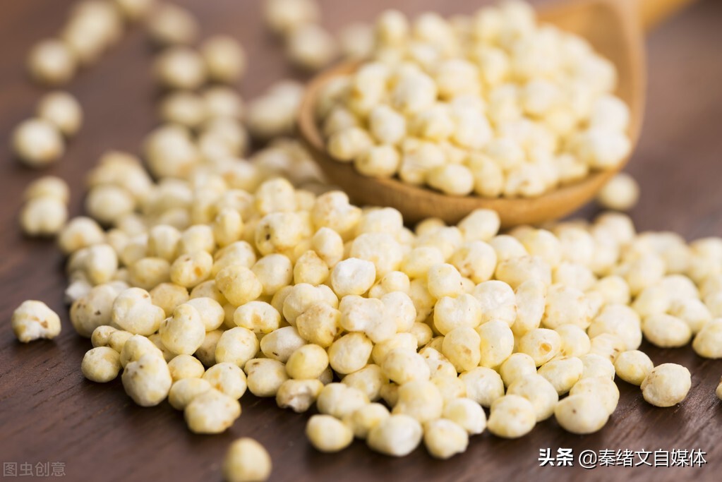 自媒体找准以下4点，让粉丝自愿关注、点赞、转发、收藏