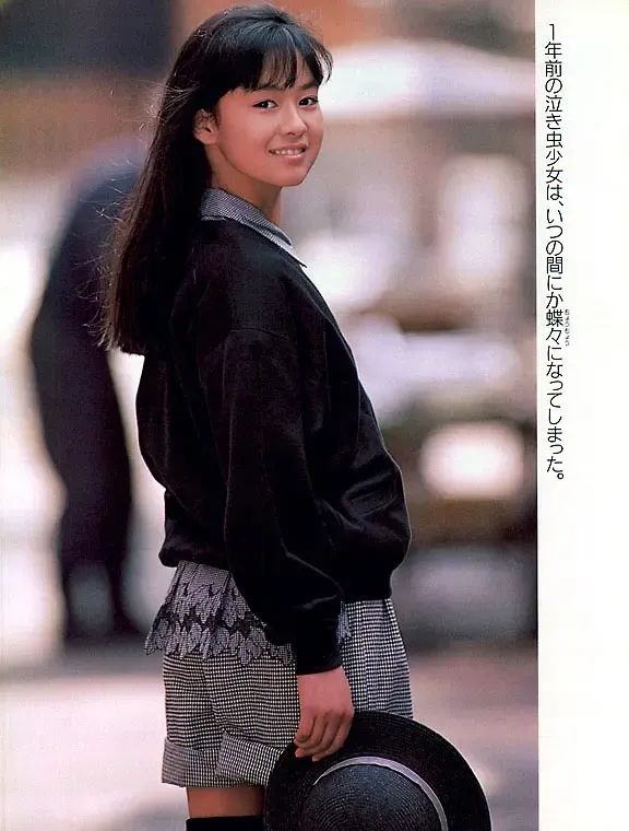 日本国民美少女始祖，曾和成龙一起主演电影！无数粉丝求她复出…