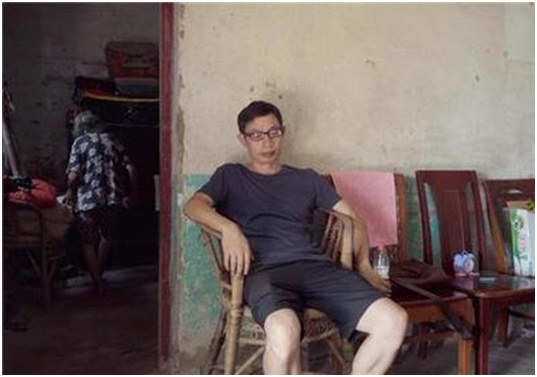 汶川地震时，扔下学生独自逃跑的老师，唯有我女儿可以用生命保护