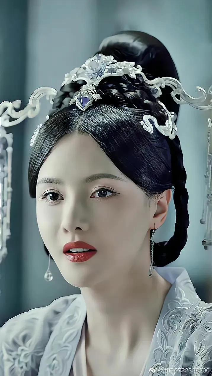 张芷溪古装图集