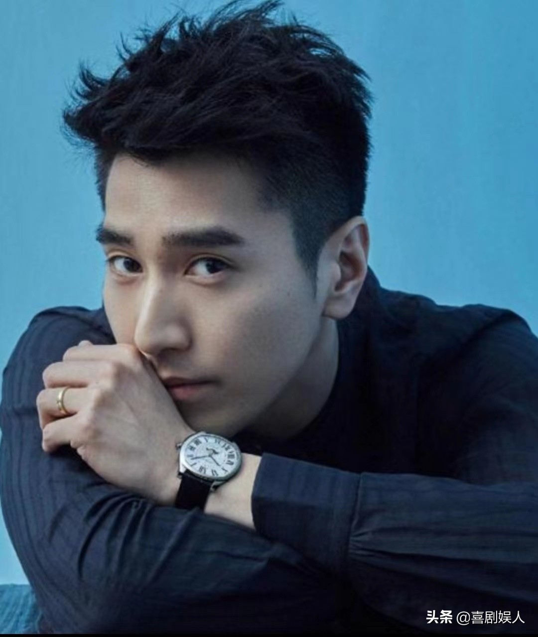 同样是演“高冷男神”，有的帅气逼人，有的面无表情像