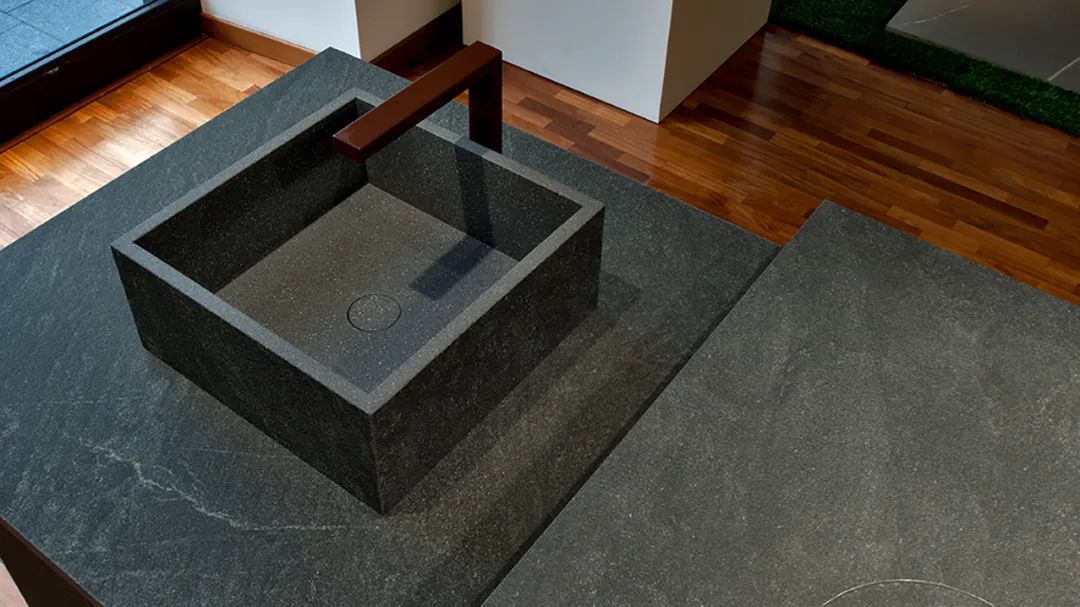 是时候升级洗手间了！7款产品将带来全新的卫浴空间奢华感