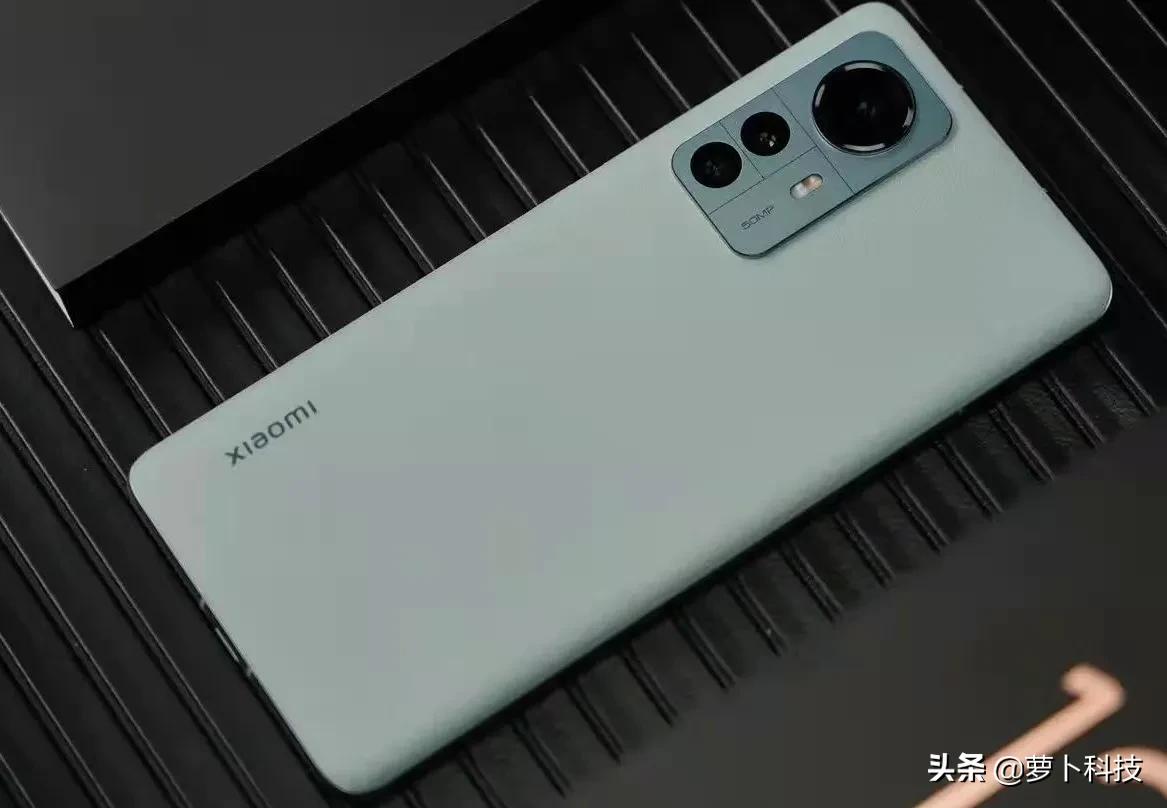 用过“最满意”的3款手机，都是“高端神机”！网友：用3年起步