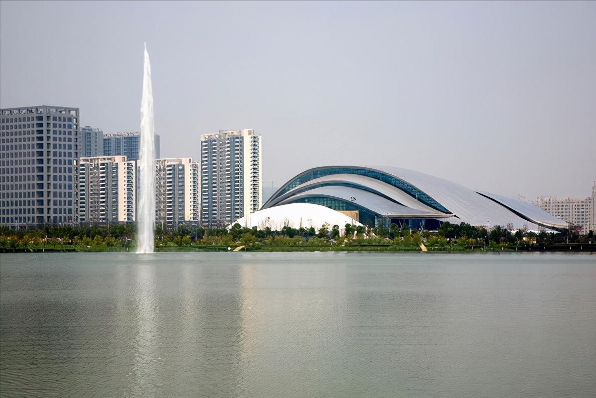 安徽两所高校被官媒全面点名曝光，臭名昭著，毕业证一文不值