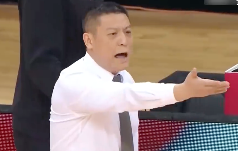 四川cba教练是哪里人（成为四川功勋教头的天津硬汉，回来了）