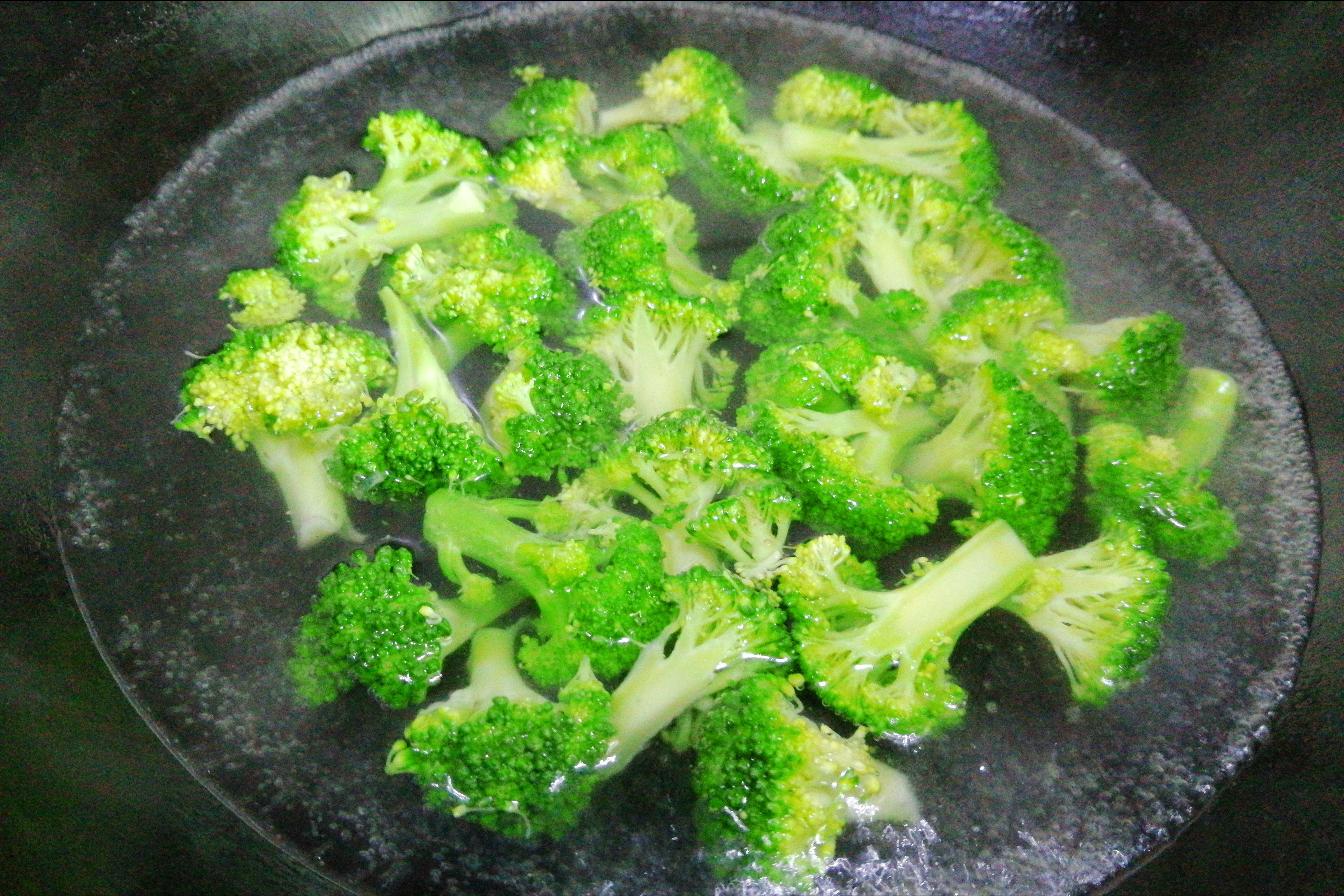 春天，孩子长个黄金期，多给孩子做10道菜，含钙高，易吸收助成长