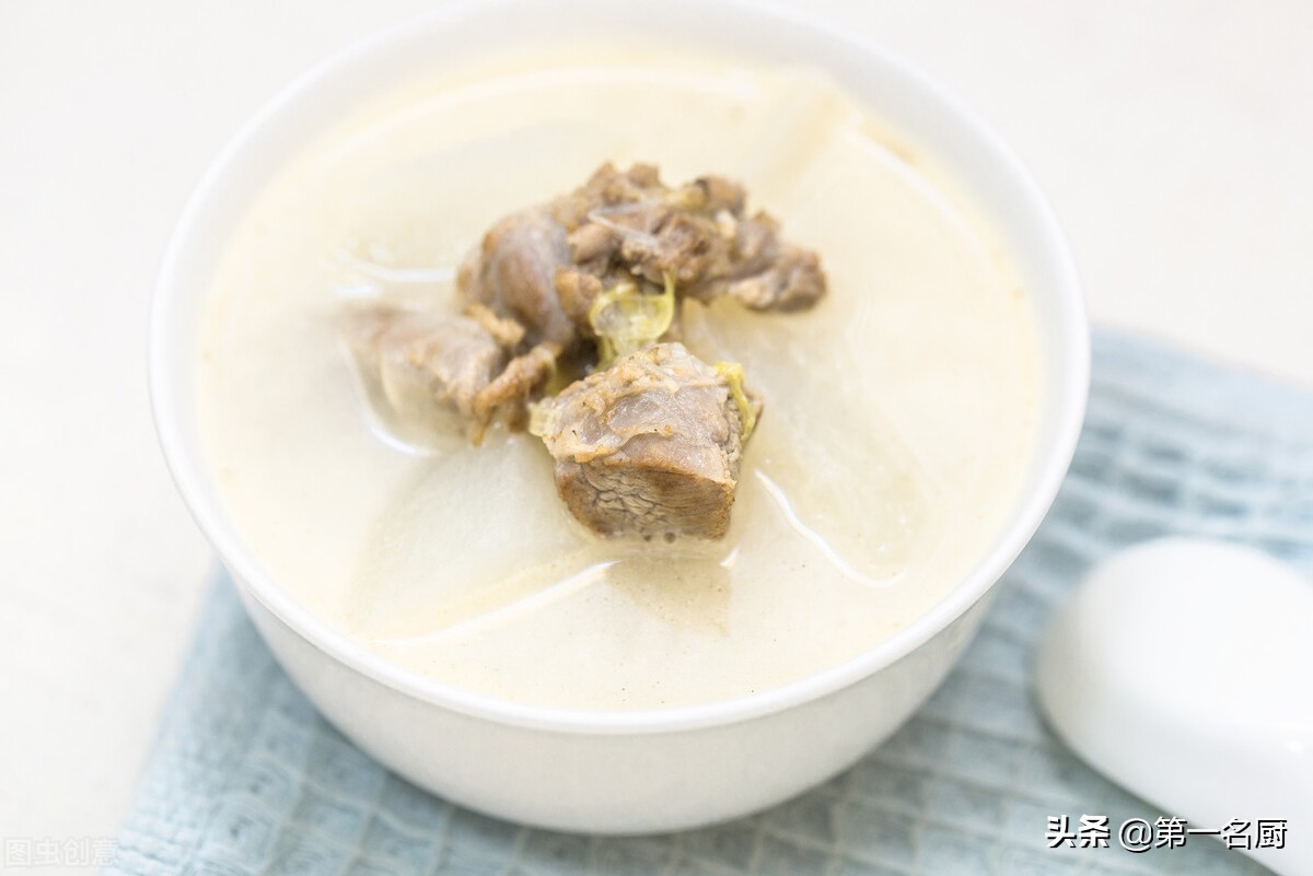 羊肉湯的做法及配料羊肉湯怎么熬,羊肉湯的做法及配料羊肉湯怎么熬視頻