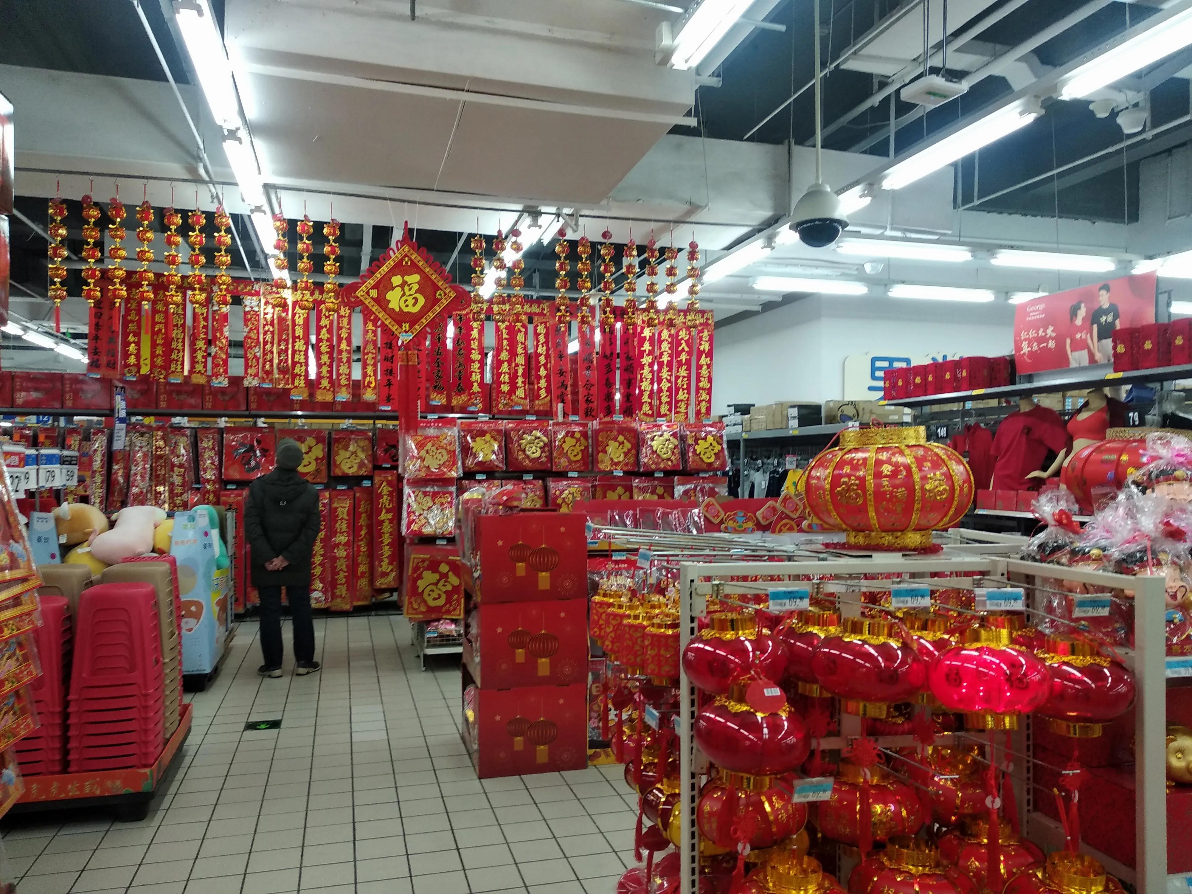 送礼300元左右的酒哪个好（两三百的白酒送礼推荐）