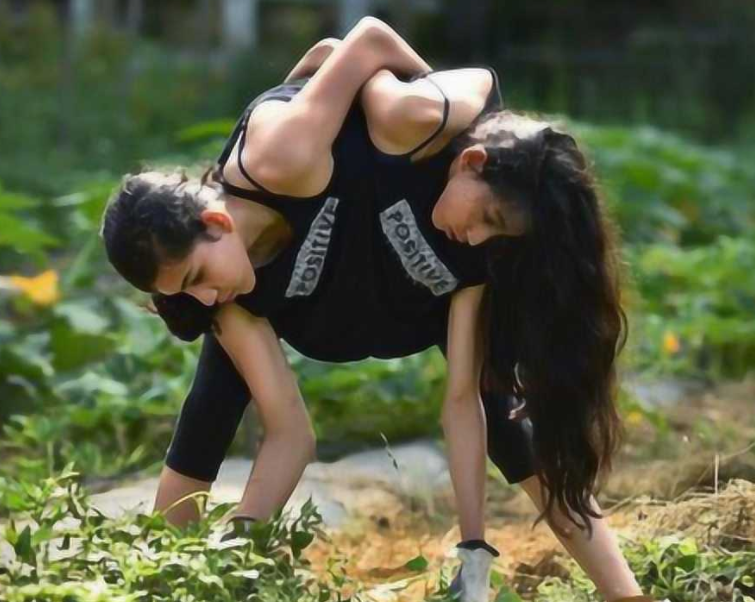 连体人如何结婚生子？邦克兄弟娶了亲姐妹花，生育了21个孩子