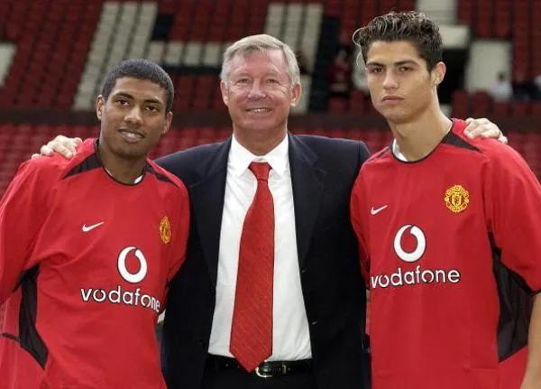 2002欧冠皇马曼联（20年前的这场欧冠比赛，或许改变了世界足坛未来十几年的格局）