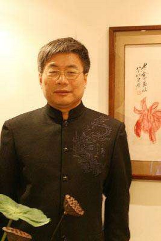 2009年河南农民鉴宝被套路，"专家"17万收走宝物，转手卖了8736万