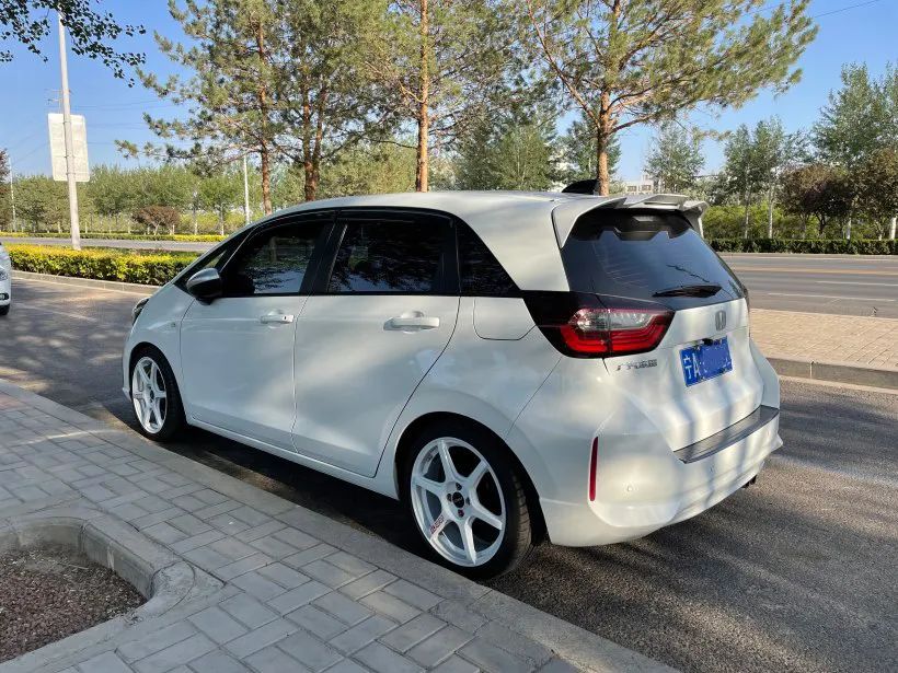 平民超跑 本田飞度gr9改装蜕变之路