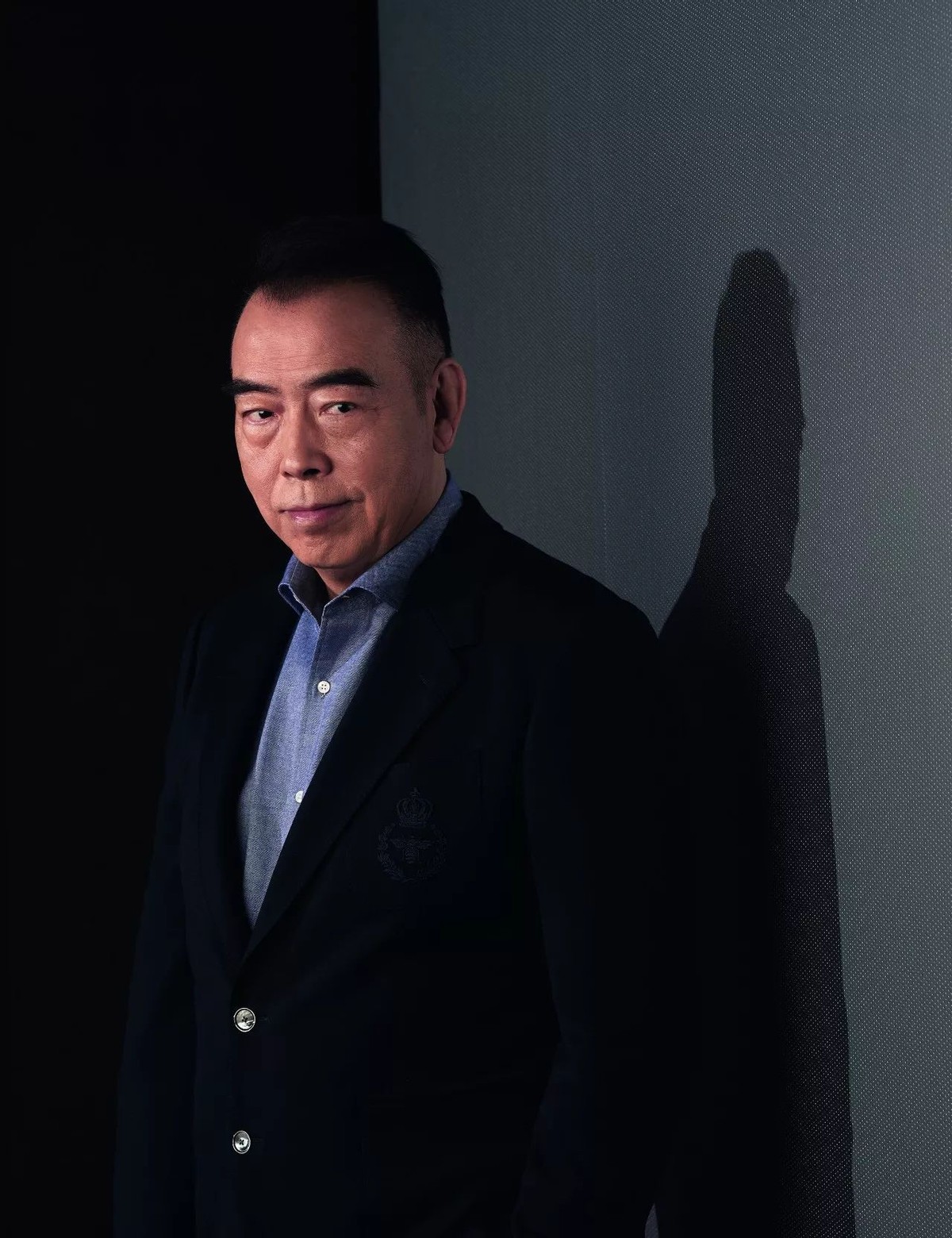 同样被陈凯歌爱过,54岁陈红和54岁许晴现在的容貌,真是天差地别