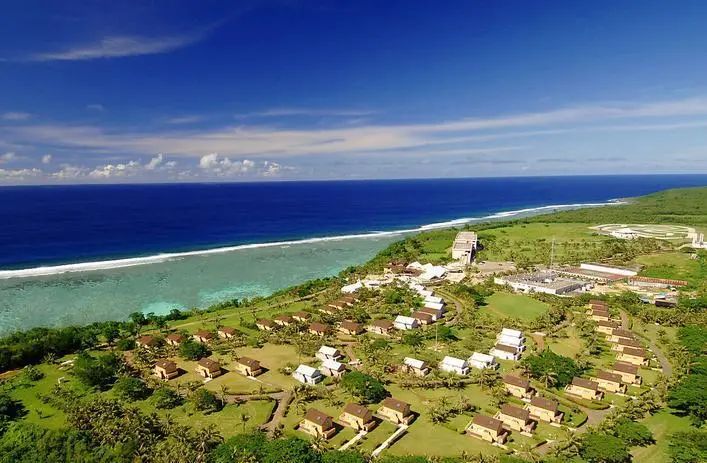 最荒谬的是：这个世界竟然可以被理解