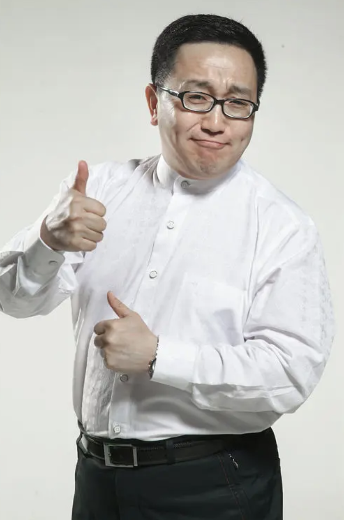 演员句号：二婚娶丫蛋为妻，尽心孝顺岳父母，活成了孝子贤夫