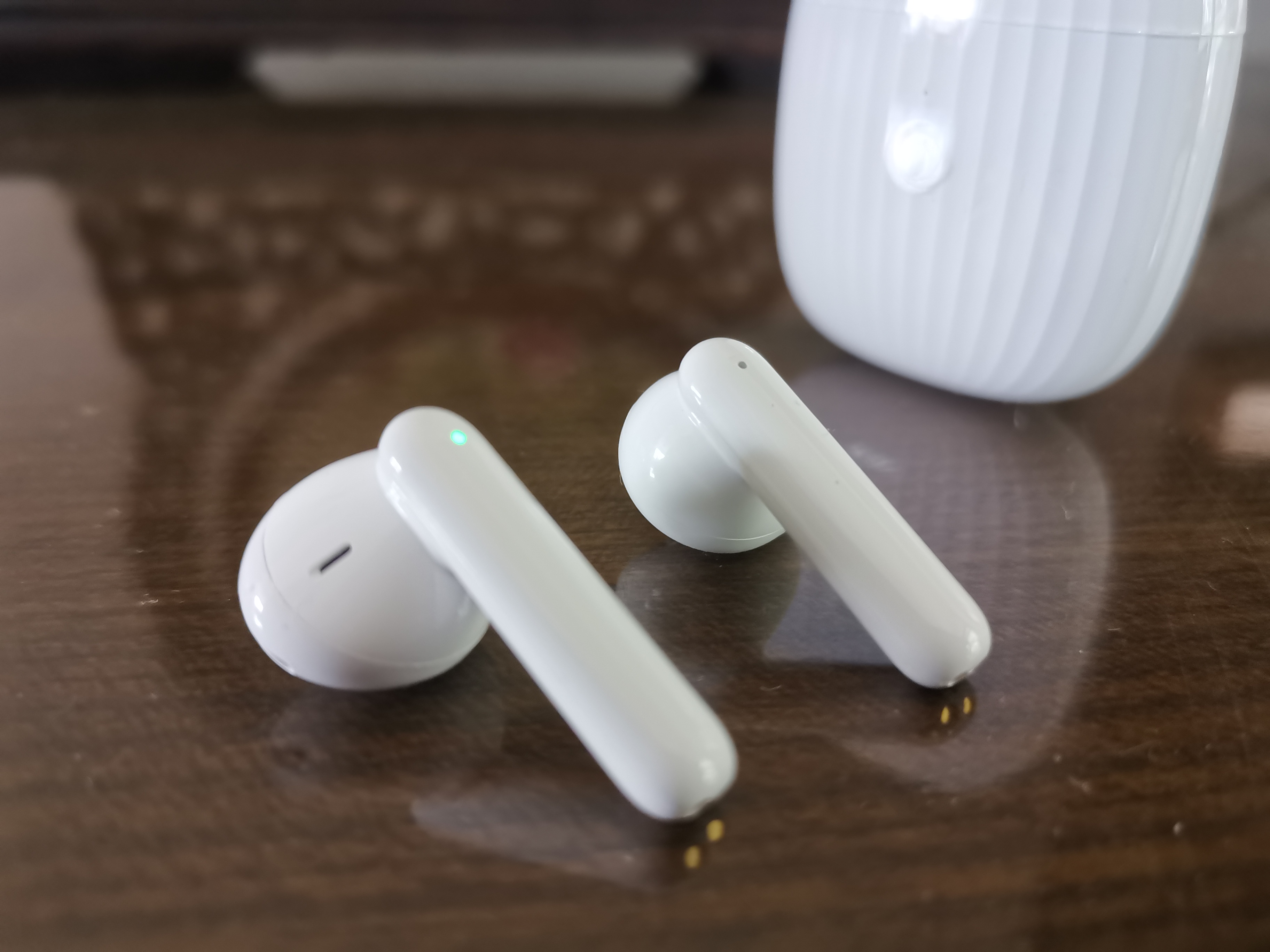 100多元只能买个好看？GIEC CandyPods真无线蓝牙耳机体验