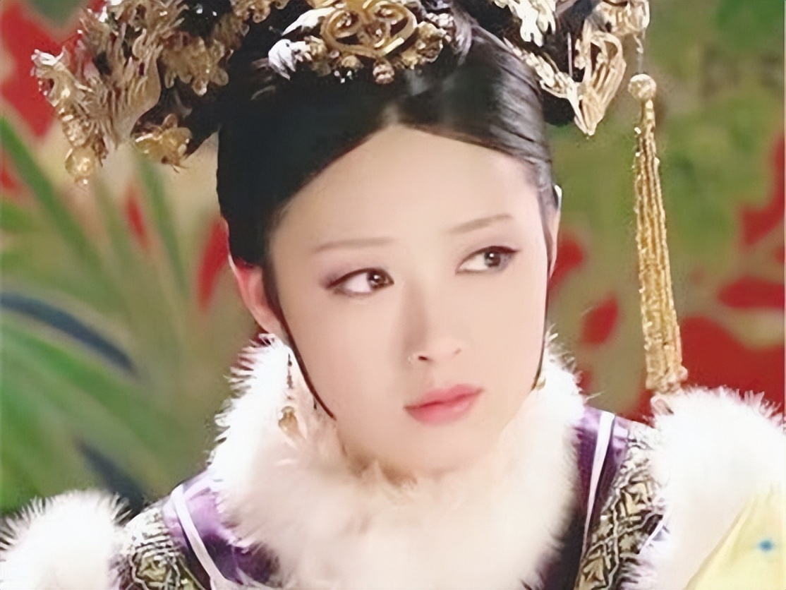 《甄嬛传》:从天黑等到天亮的华妃,她的"痴爱"皇上,太不简单