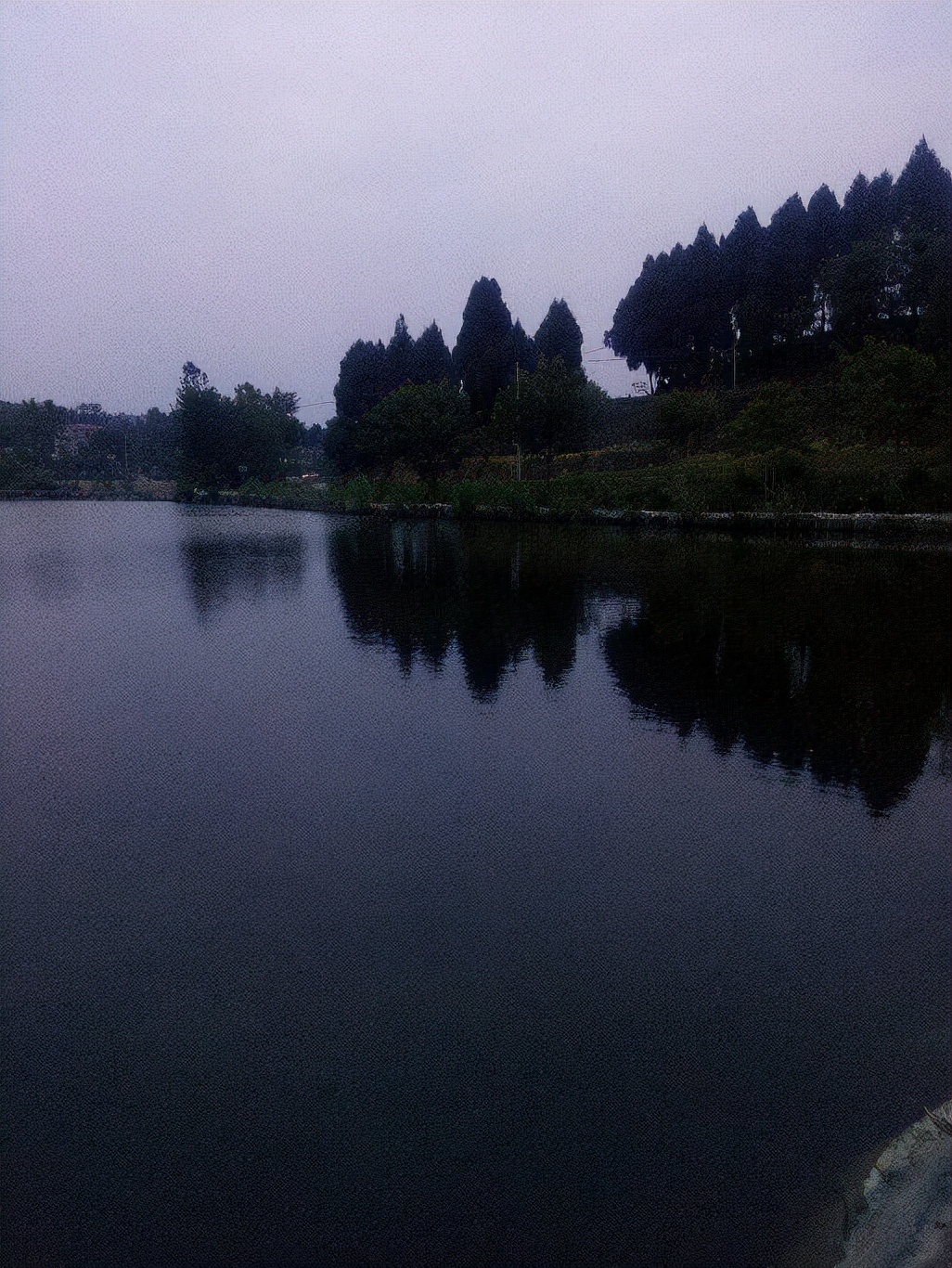 男子因杀妻被判15年，11年后“亡妻”突然回家，已和他人结婚生子