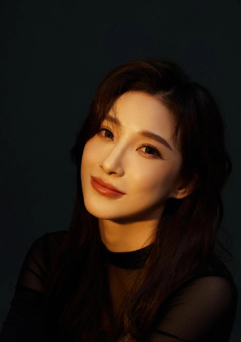 马凡舒首登春晚时还是大一新生(马凡舒怎么不主持了)