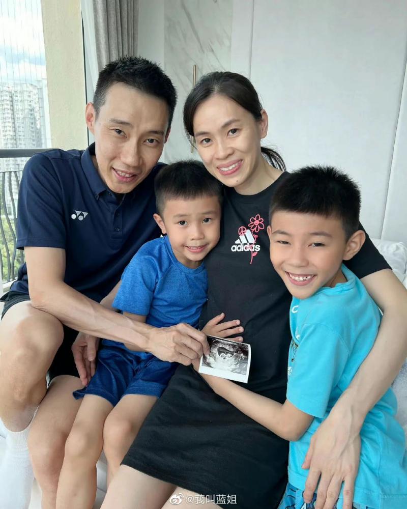 李宗伟和超级丹对决统计（恭喜！李宗伟第三次当爹，顺利升级成五口之家，打不过林丹孩子数量却完胜）