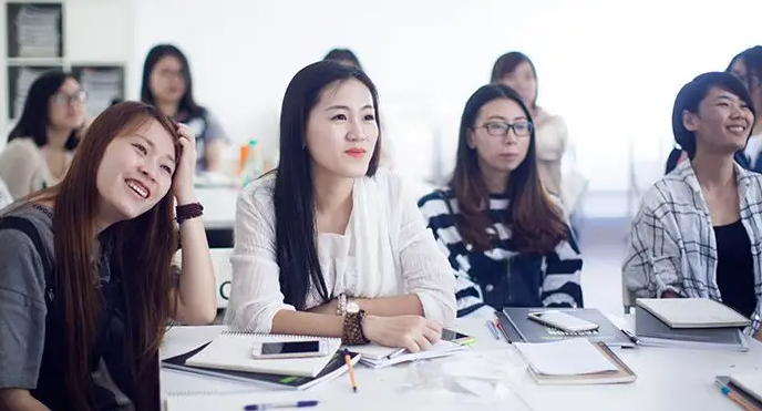 “理想男友”职业排名，程序员第三，“聪明绝顶”的医生成榜首