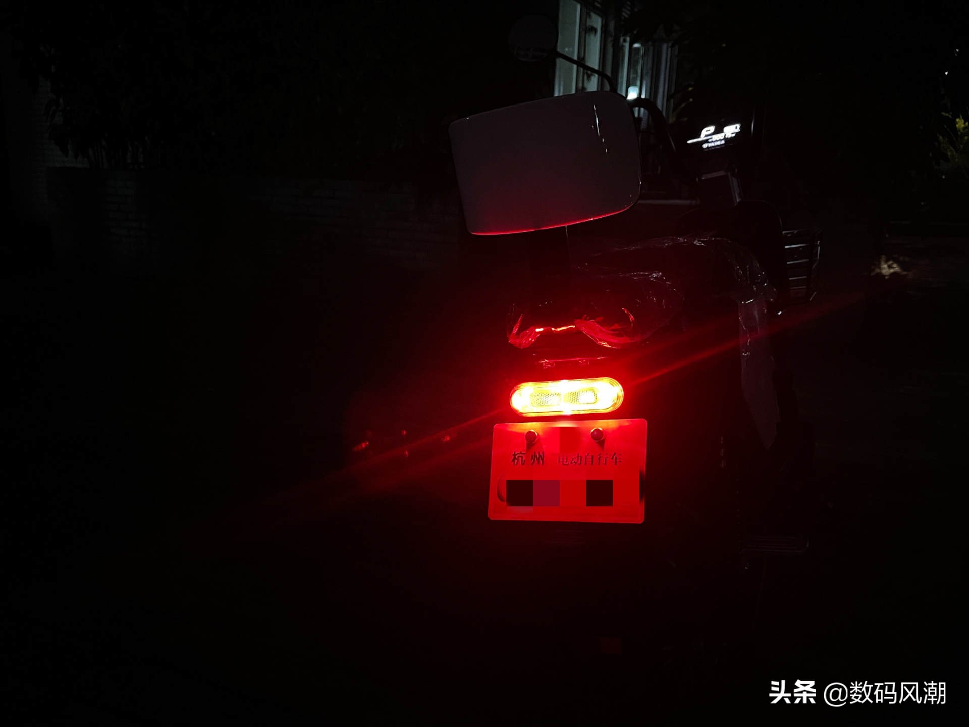 两千元价位最佳成绩单，雅迪欧逸48V15Ah款：配置给足，价格真香