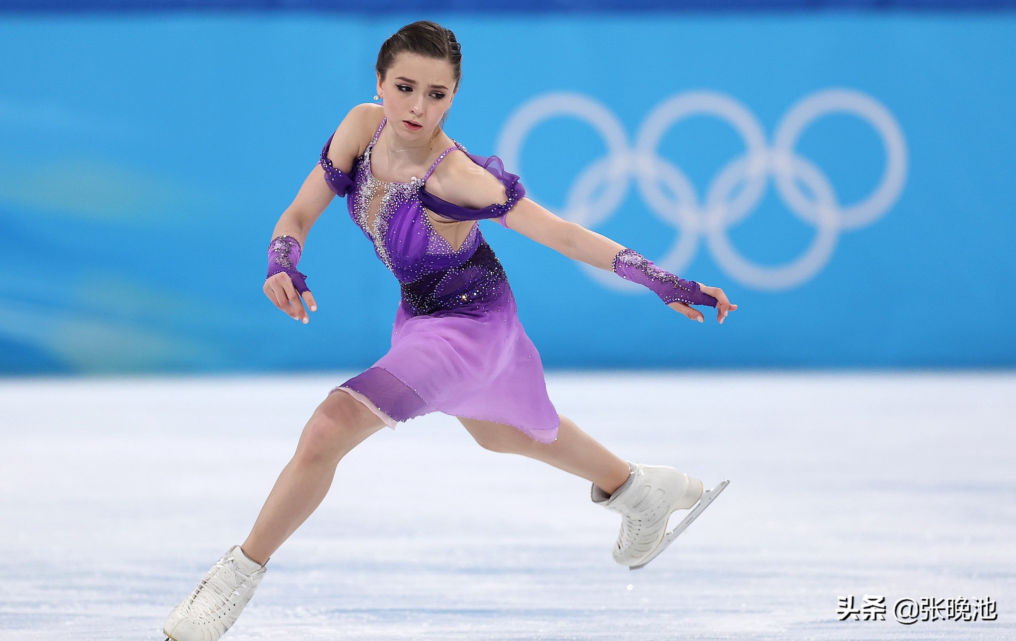 cctv5花样滑冰(cctv5直播冬奥会谷爱凌等小将出战 俄罗斯套娃亮相