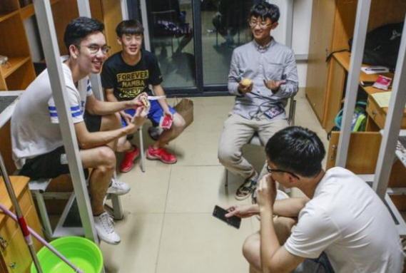 大学生“校外租房”成普遍现象，不是贪图享受，而是另有原因