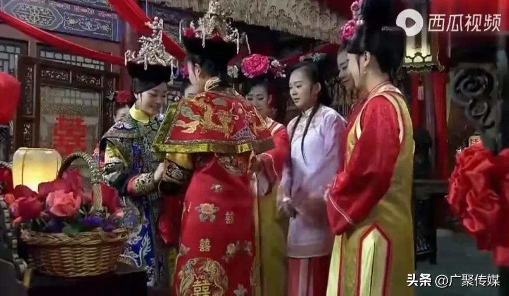 电视剧《还珠格格》：经过千难万险，紫薇与尔康终于喜结良缘