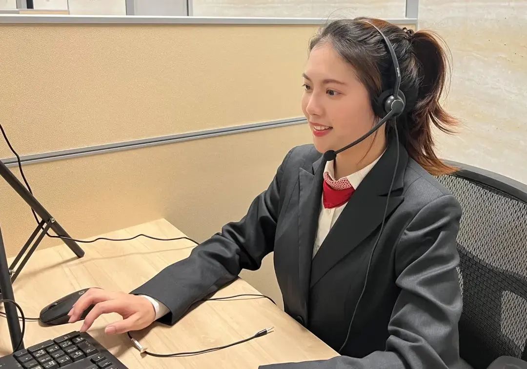 广发银行信用卡电话 广发信用卡人工24小时专线-人人投票