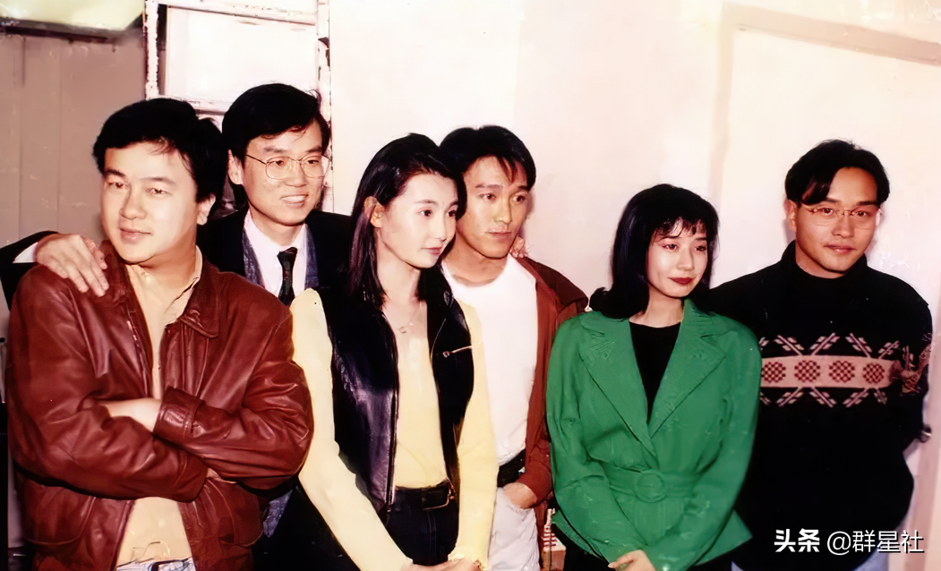 错失周星驰，辞退王家卫，花1亿签约甄子丹，他真是人傻钱多吗？