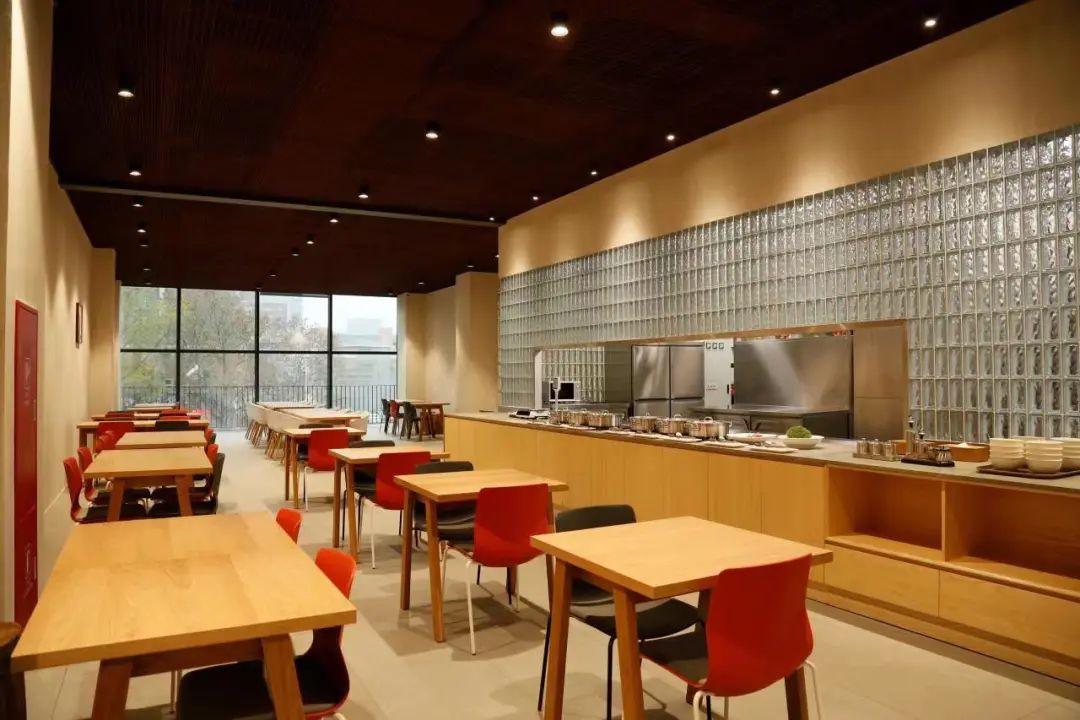 携手共进 未来可期 | CBRE为大景国际提供驻场租赁代理服务