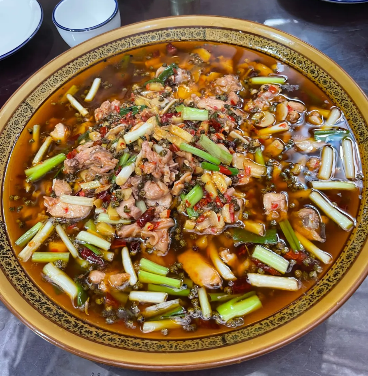 成都乡村的“高端”私房菜，豪车大佬也爱吃，顾客全是老带新