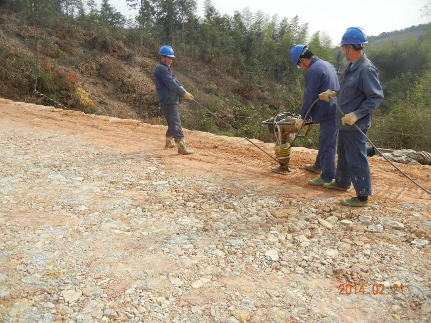 「工法」土工格栅加筋土生态护坡施工工法