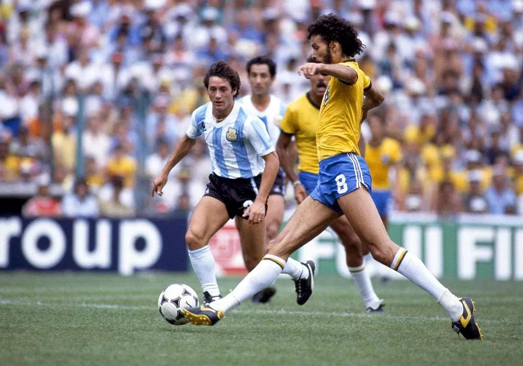 乌拉圭意大利(史上最伟大的10名南美球员)