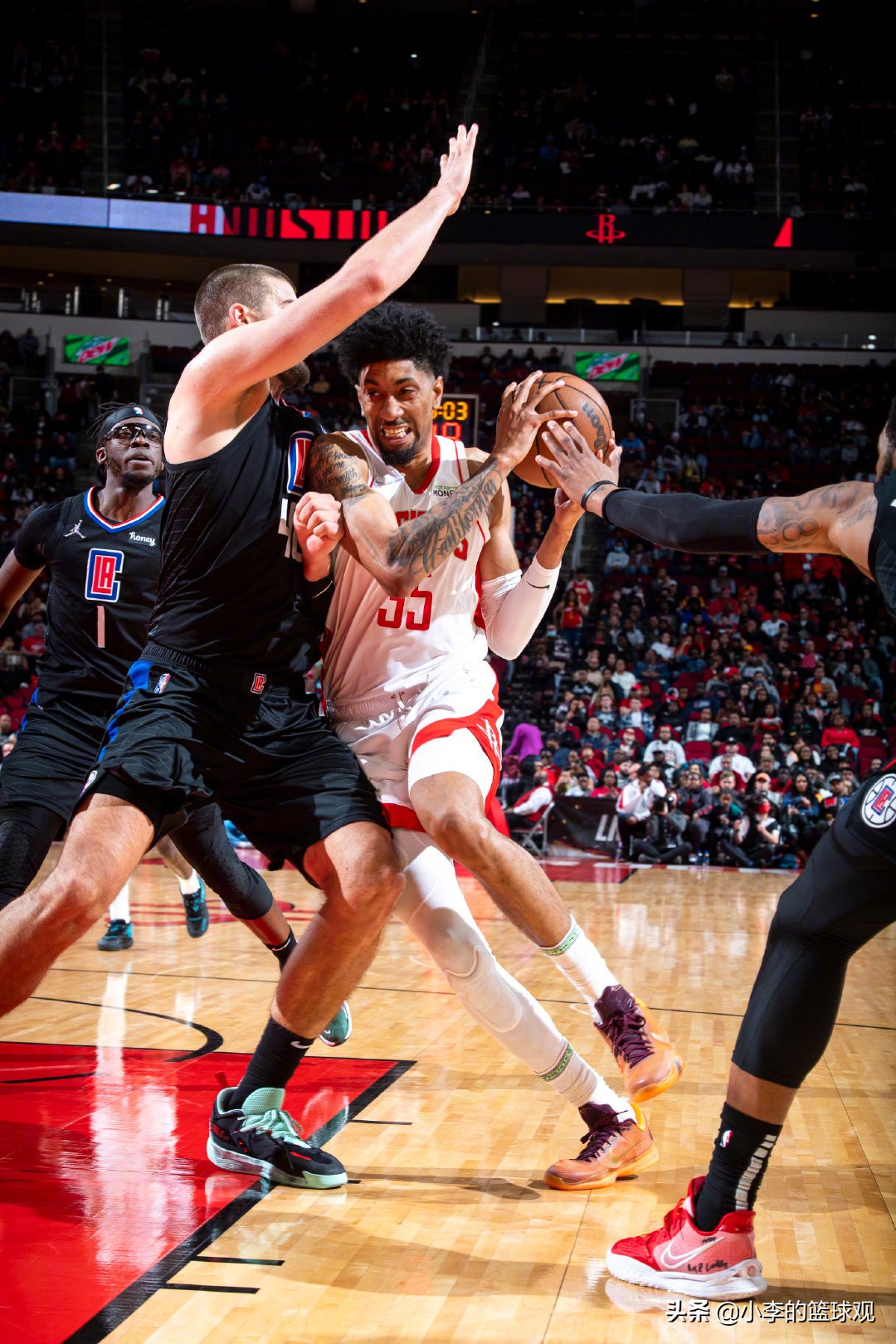 nba火箭为什么不强(火箭不敌快船 伍德的数据极其出色 为何表现却依然被诟病)