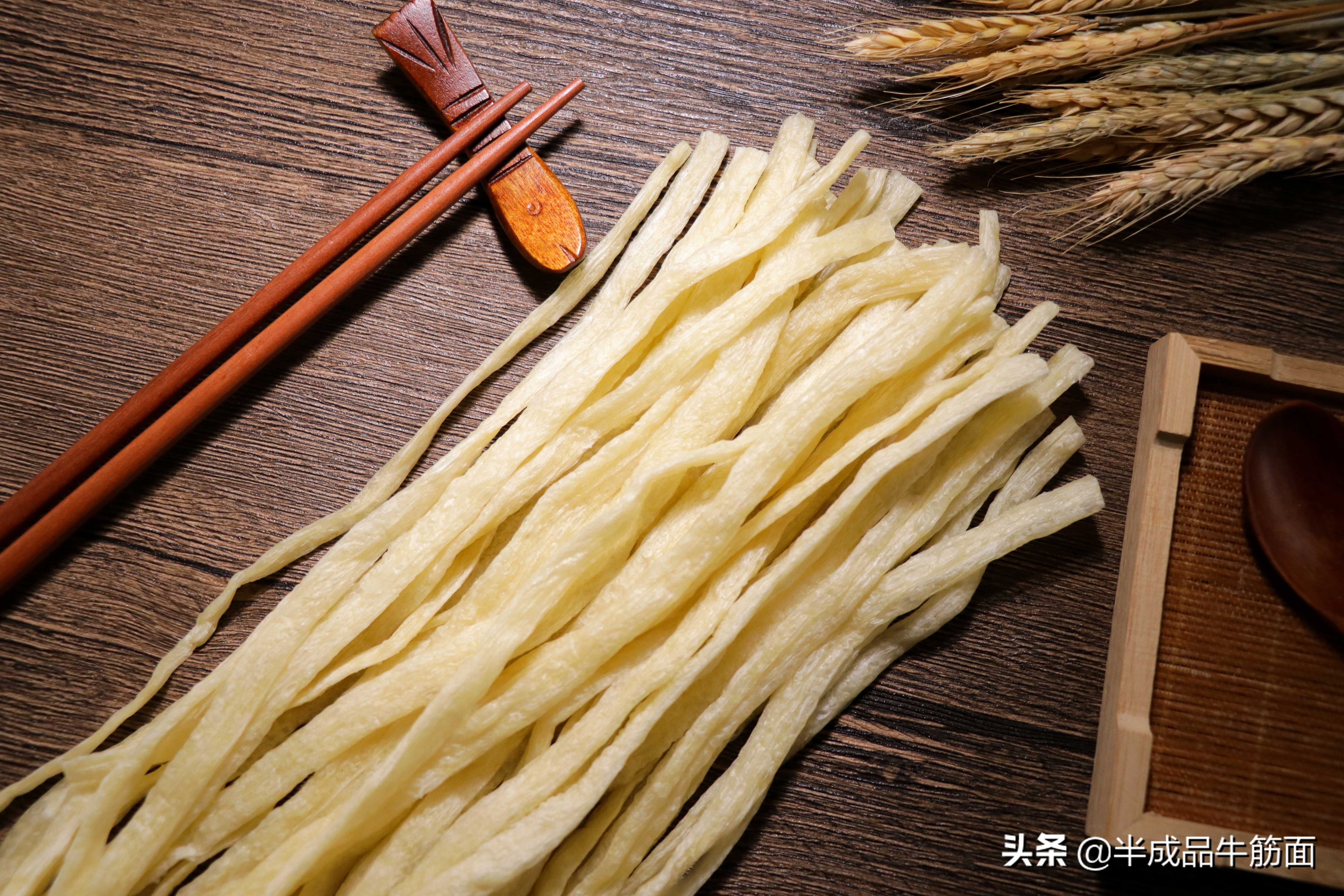 牛筋面怎么泡才不会烂有弹性，牛筋面泡好怎么控水