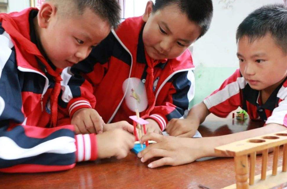 取消农村孩子上大学资格（取消课后服务）