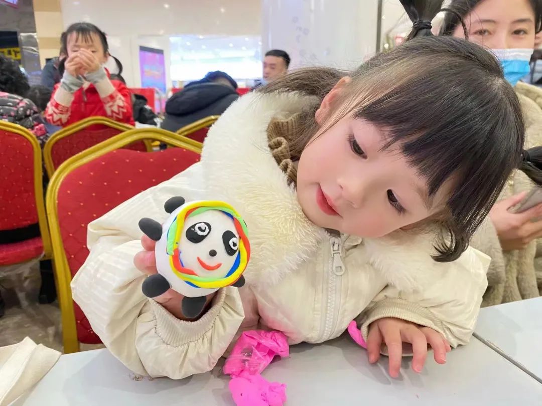 港式浪漫、硬核福利、现场求婚…快来pick你心目中最IN虎年现场