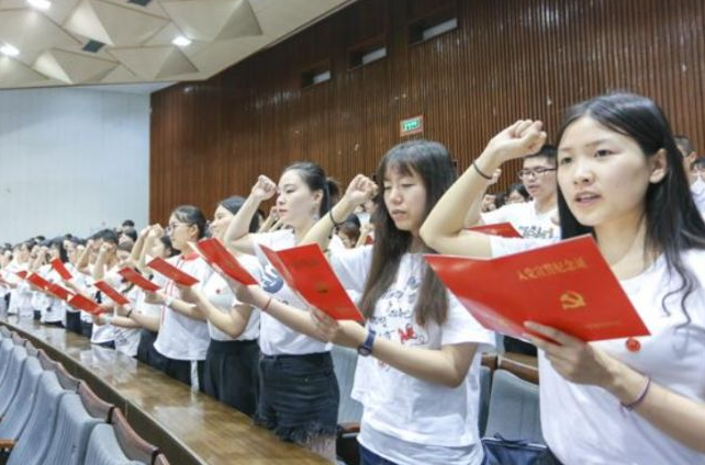 毕业后想进入国家电网，5所电力大学值得选择，录取分数也不高