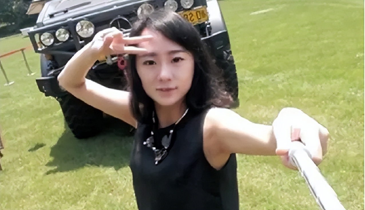 2014年，那个曾扬言“非5000万富二代不嫁”的周兰君，至今仍未婚